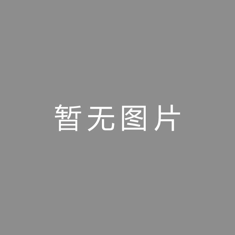 🏆上传 (Upload)巴黎女粉丝投诉巴萨主场安保人员安检时乱摸，触及敏感部位